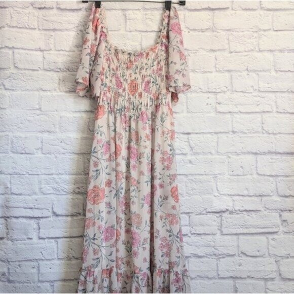 Saltwater Luxe Lula Floral Maxi Dress S Vintage Bouquet Pink Smocked Flowy Boho - Picture 4 of 8